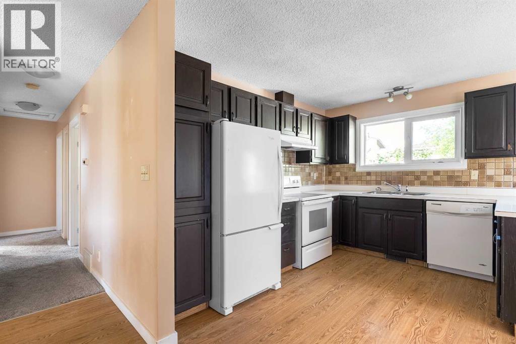 Photo 11 of 125 Bacon Place, Fort Mcmurray AB