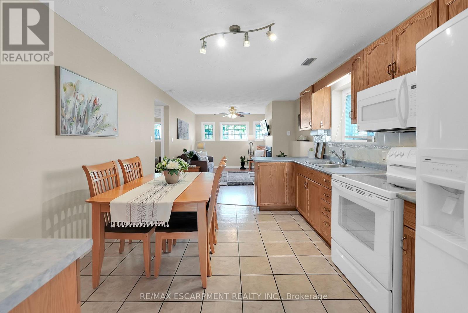 Photo 22 of 373 Washington Road, Fort Erie ON