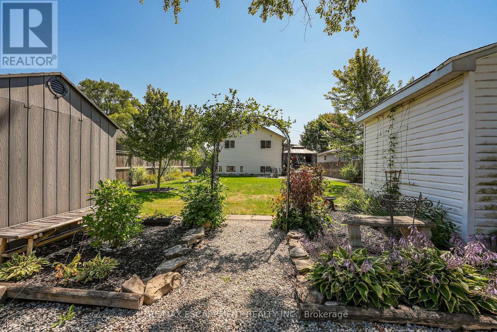 Photo 32 of 373 Washington Road, Fort Erie ON