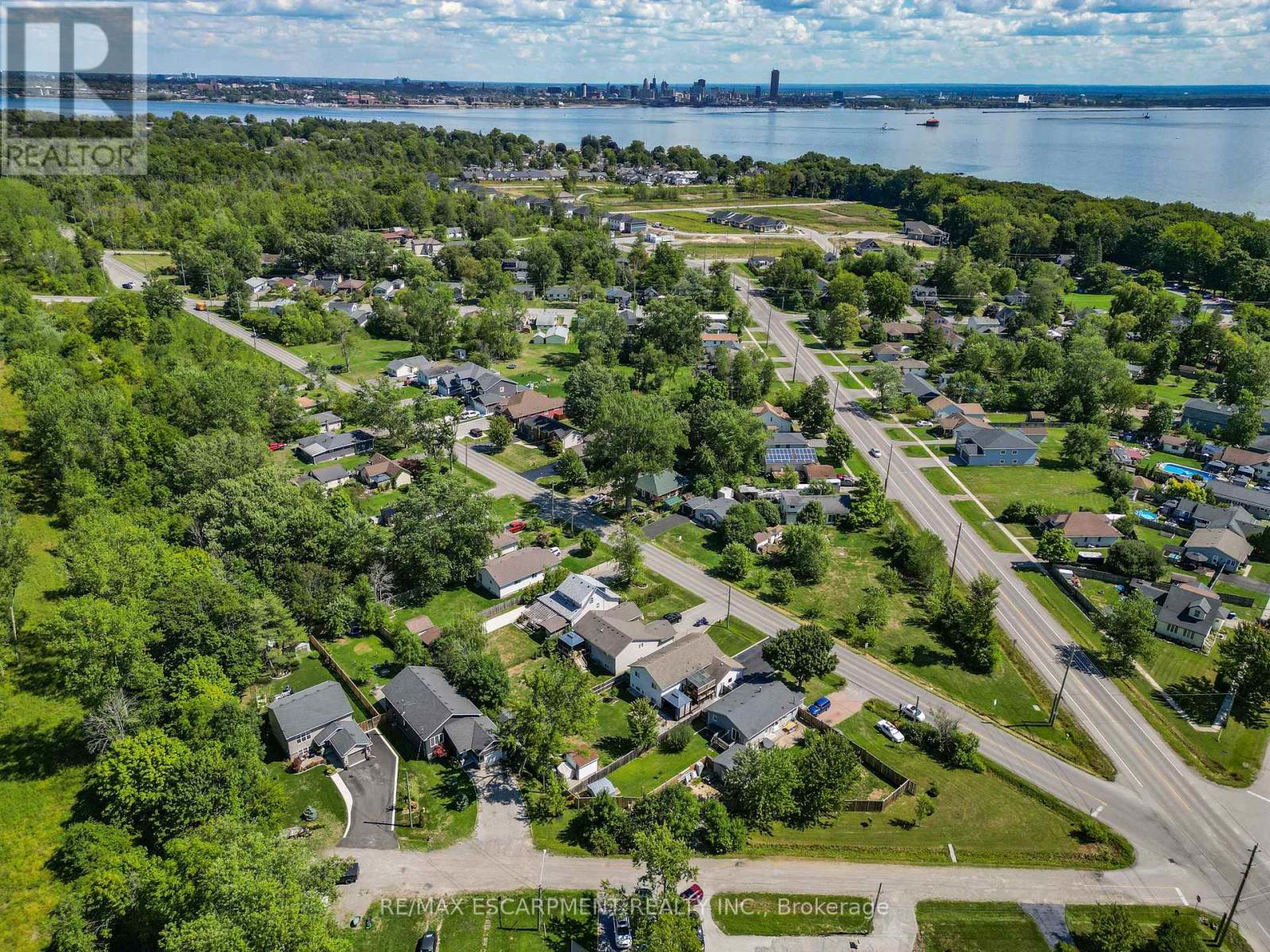 Photo 34 of 373 Washington Road, Fort Erie ON