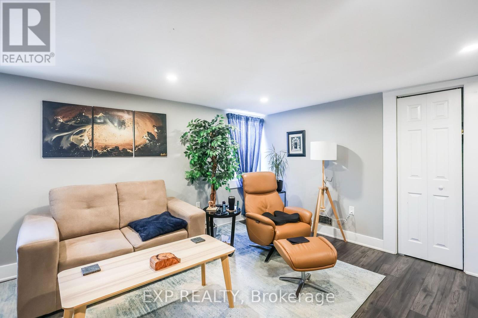 Photo 19 of 47 Wellington Street S, Hamilton ON