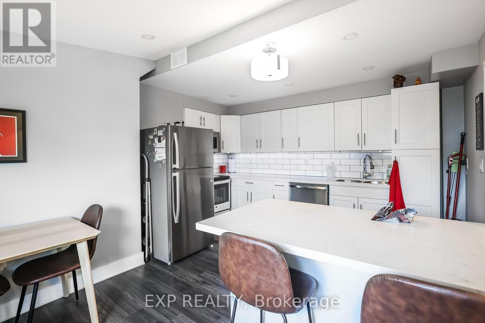 Photo 23 of 47 Wellington Street S, Hamilton ON