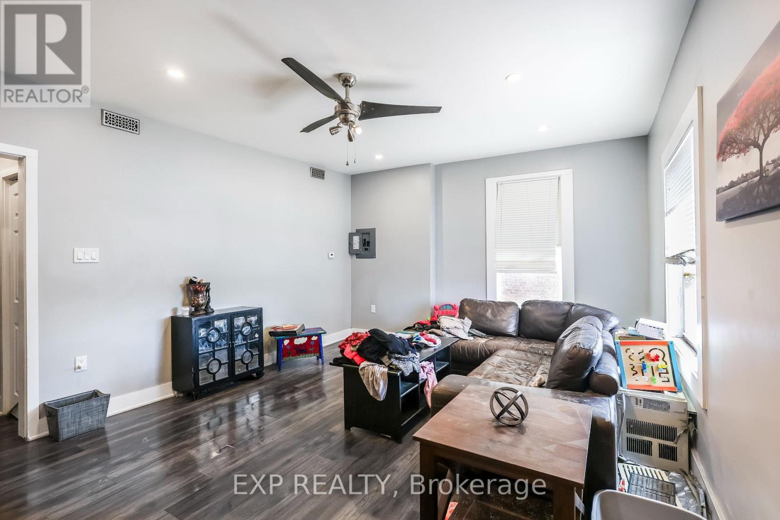 Photo 26 of 47 Wellington Street S, Hamilton ON