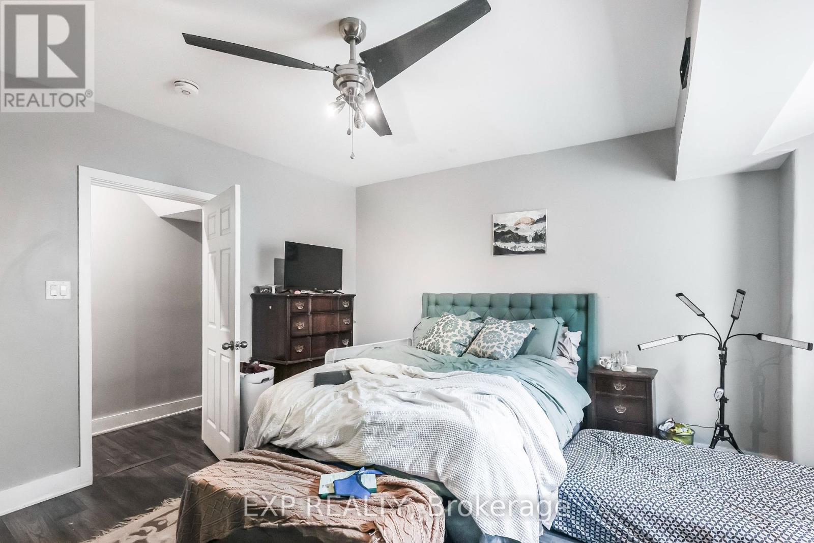 Photo 29 of 47 Wellington Street S, Hamilton ON