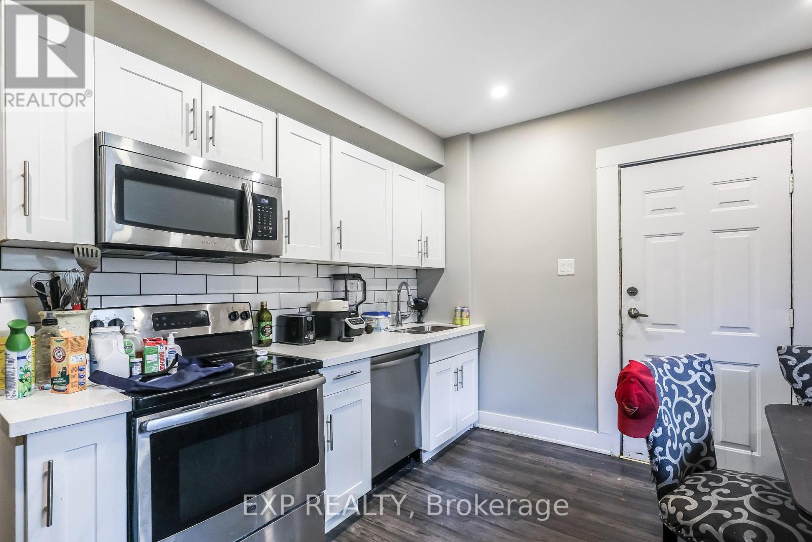 Photo 32 of 47 Wellington Street S, Hamilton ON