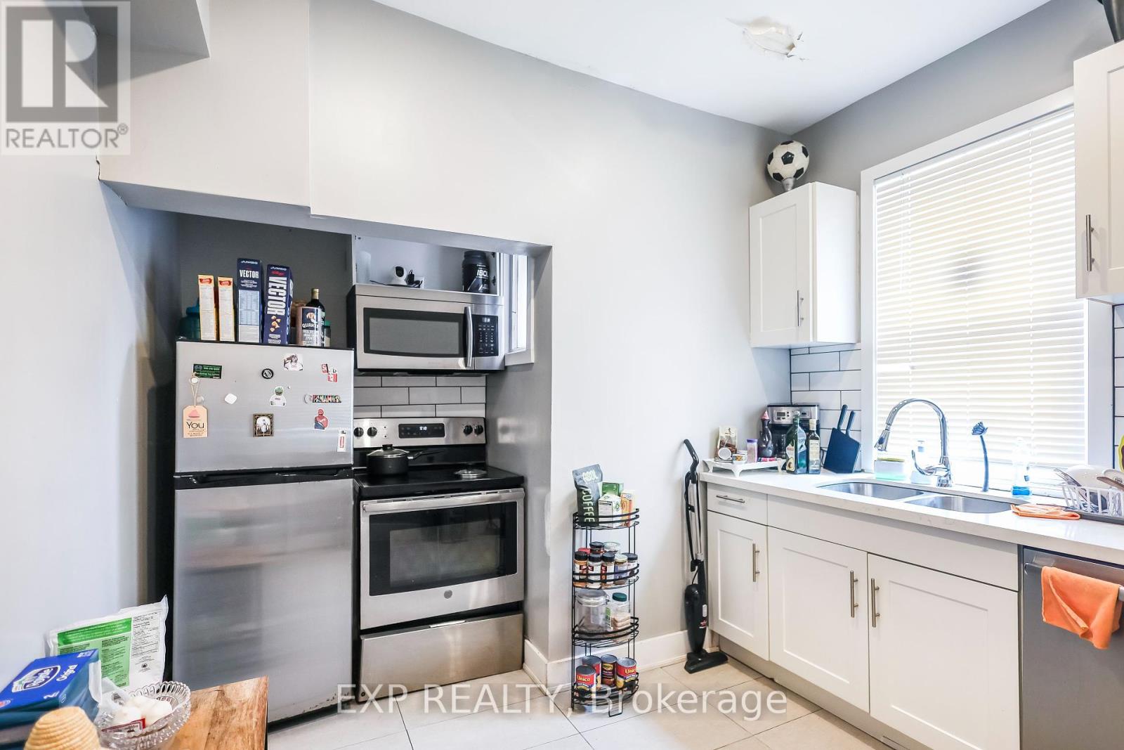 Photo 37 of 47 Wellington Street S, Hamilton ON