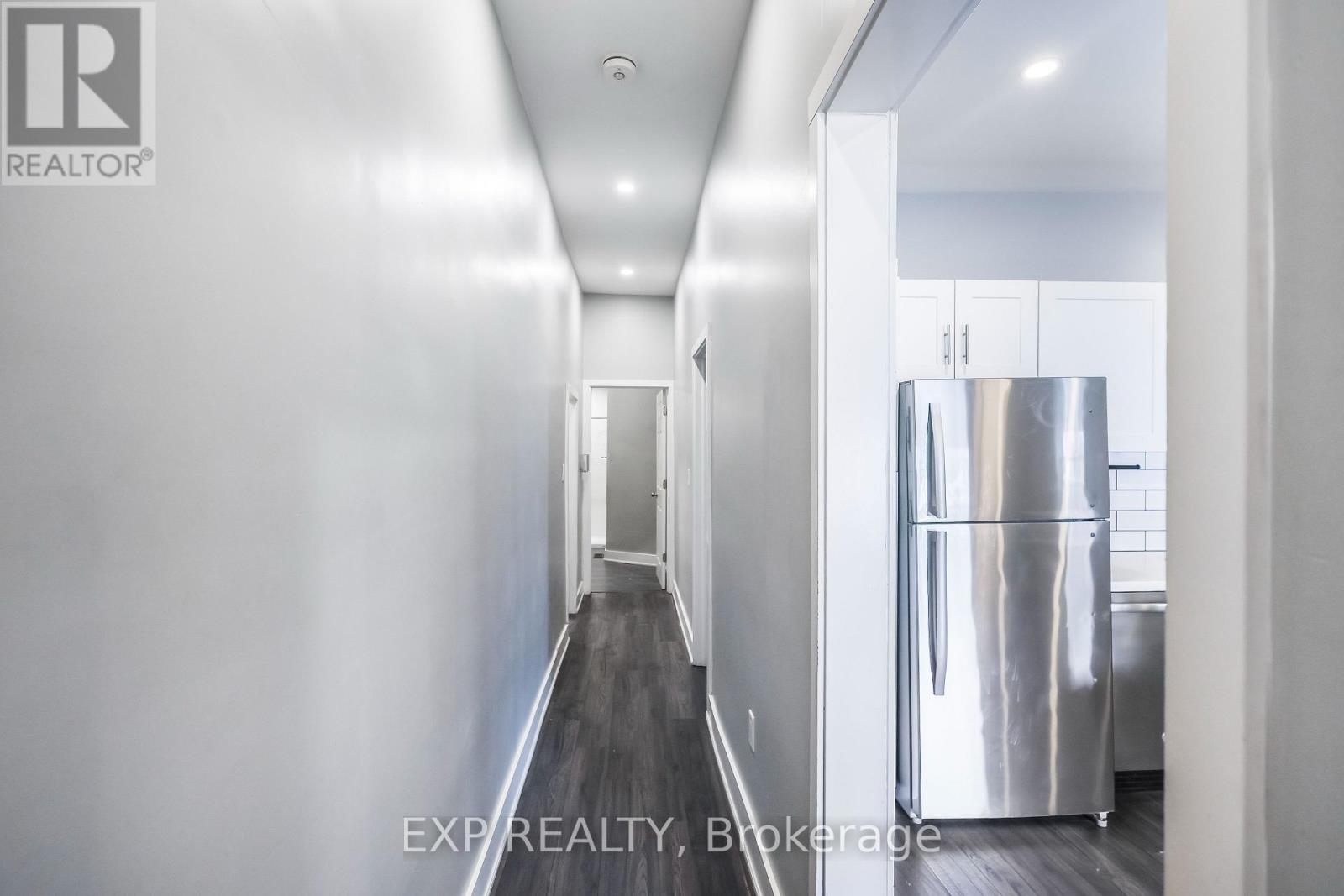 Photo 9 of 47 Wellington Street S, Hamilton ON