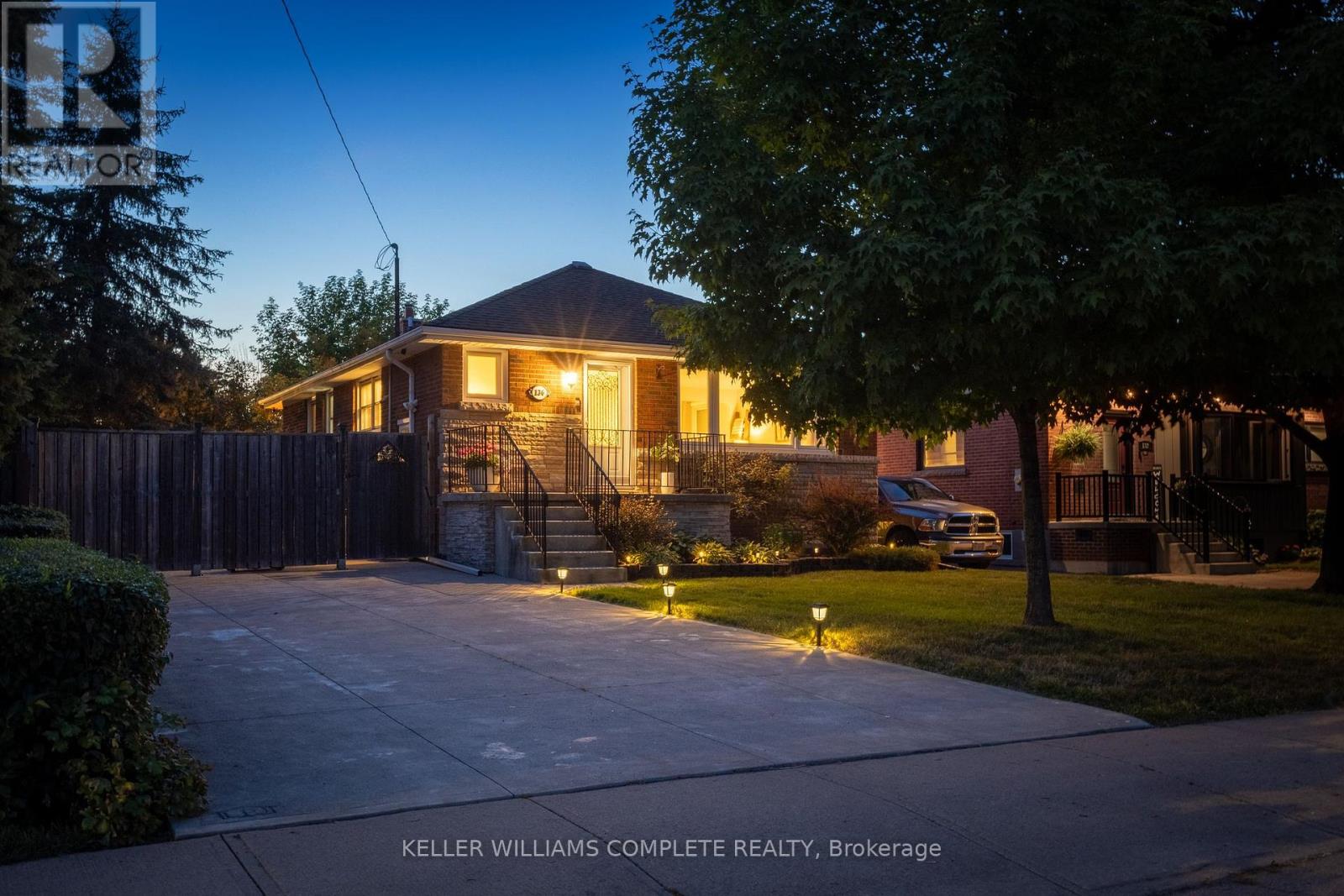 Photo 34 of 136 West 24th Street, Hamilton ON