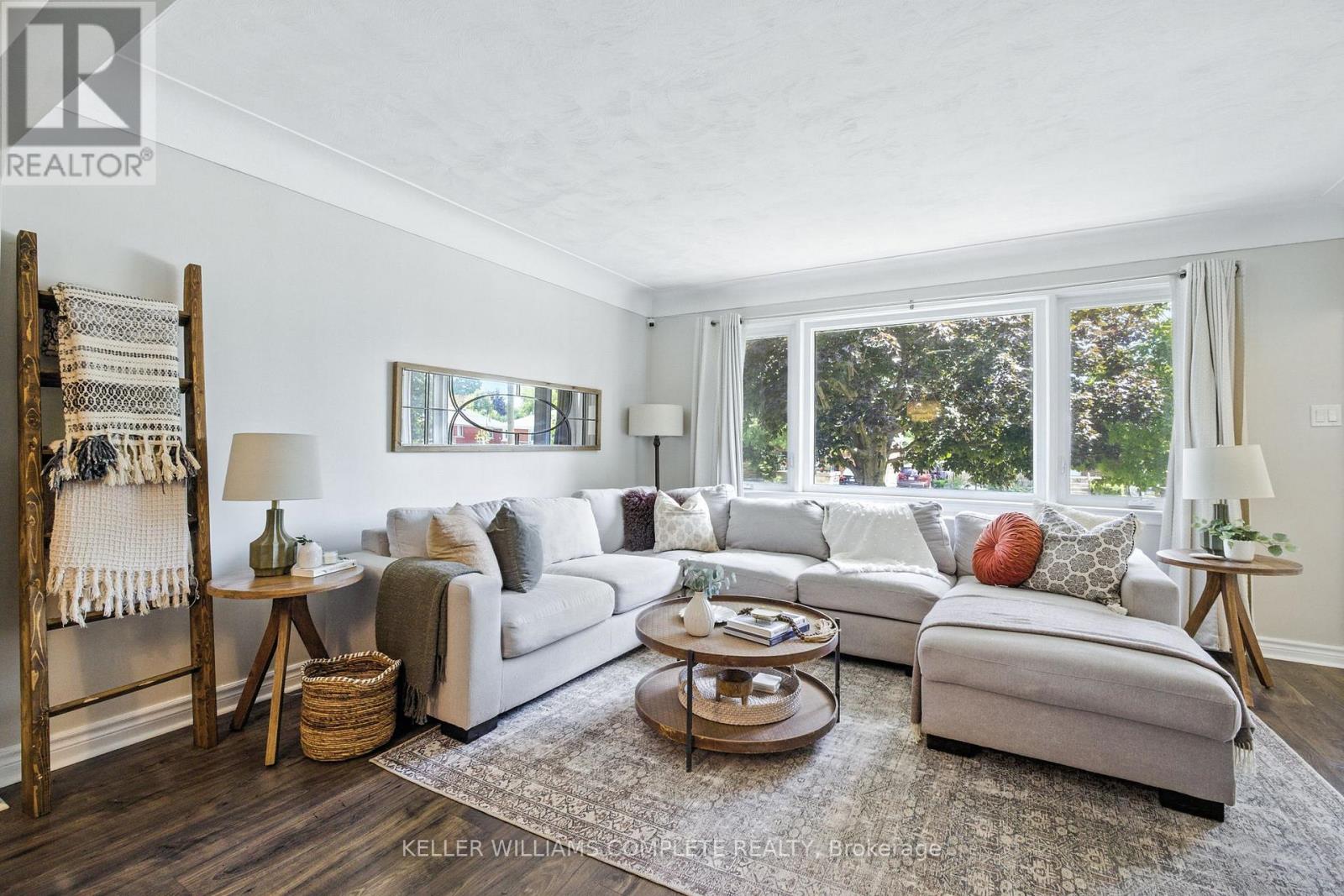 Photo 6 of 136 West 24th Street, Hamilton ON