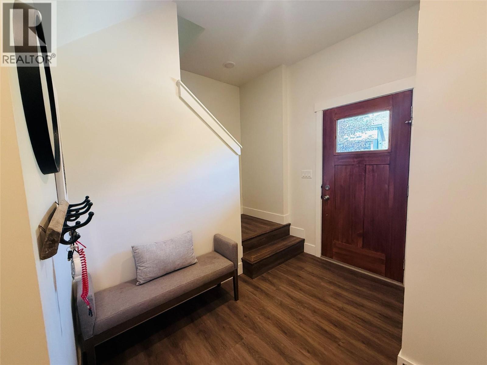 705 Kpokl Road, Invermere