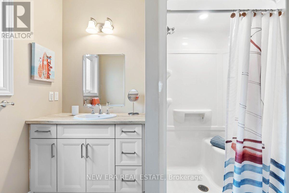 Photo 15 of 17 Dorchester Drive, Prince Edward County ON