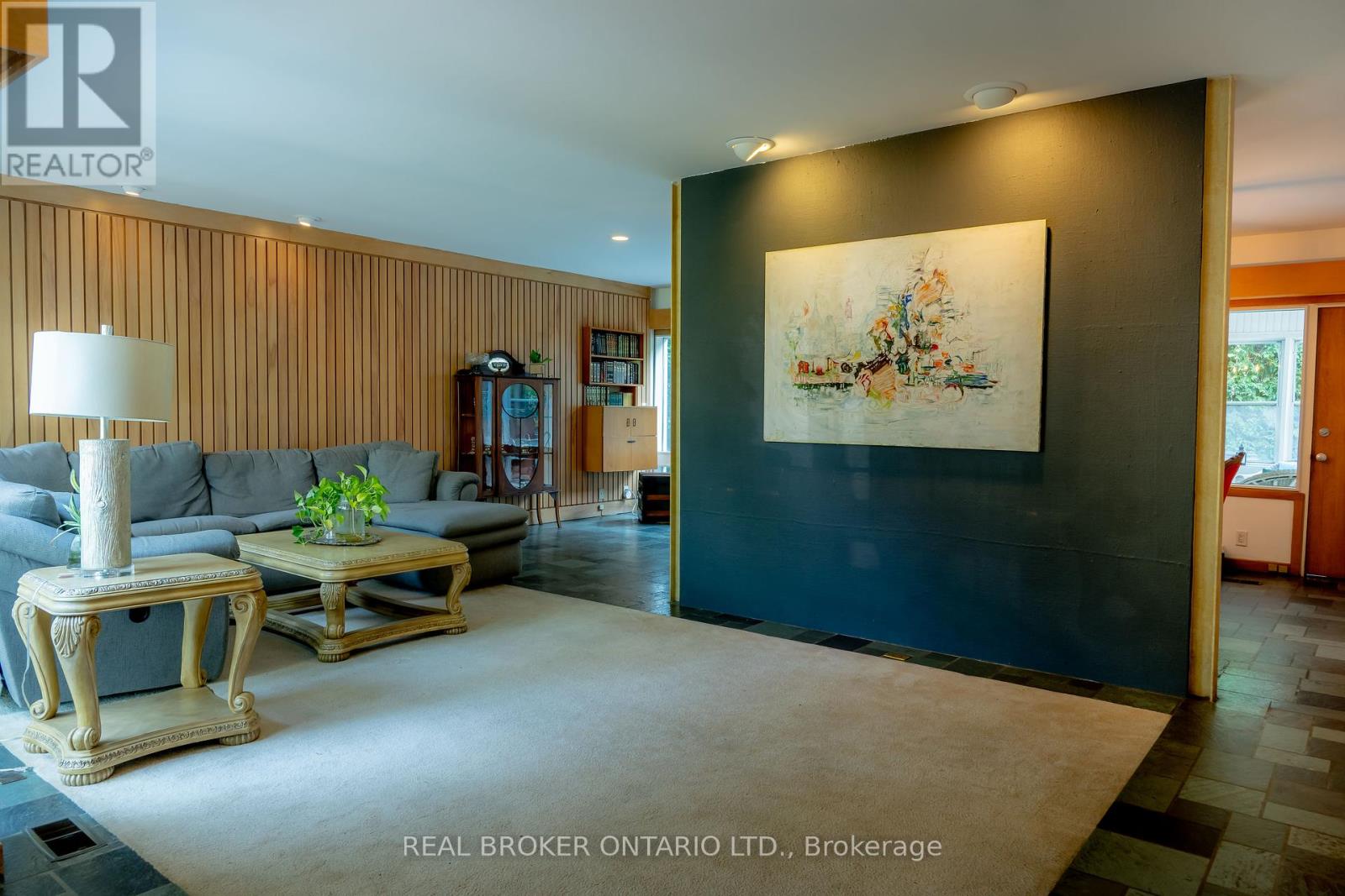Photo 18 of 90 Winston Avenue, Hamilton ON