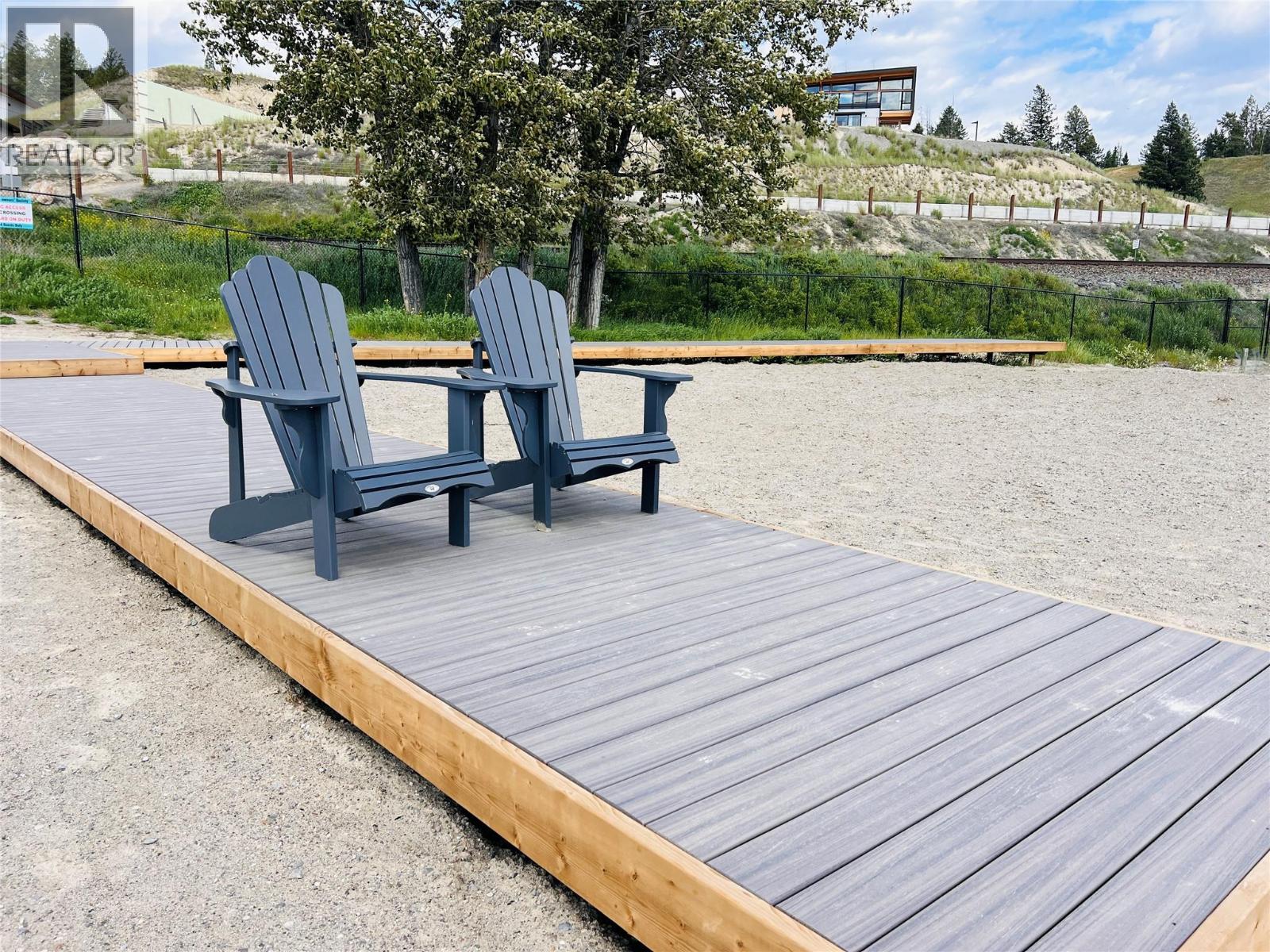 705 Kpokl Road, Invermere