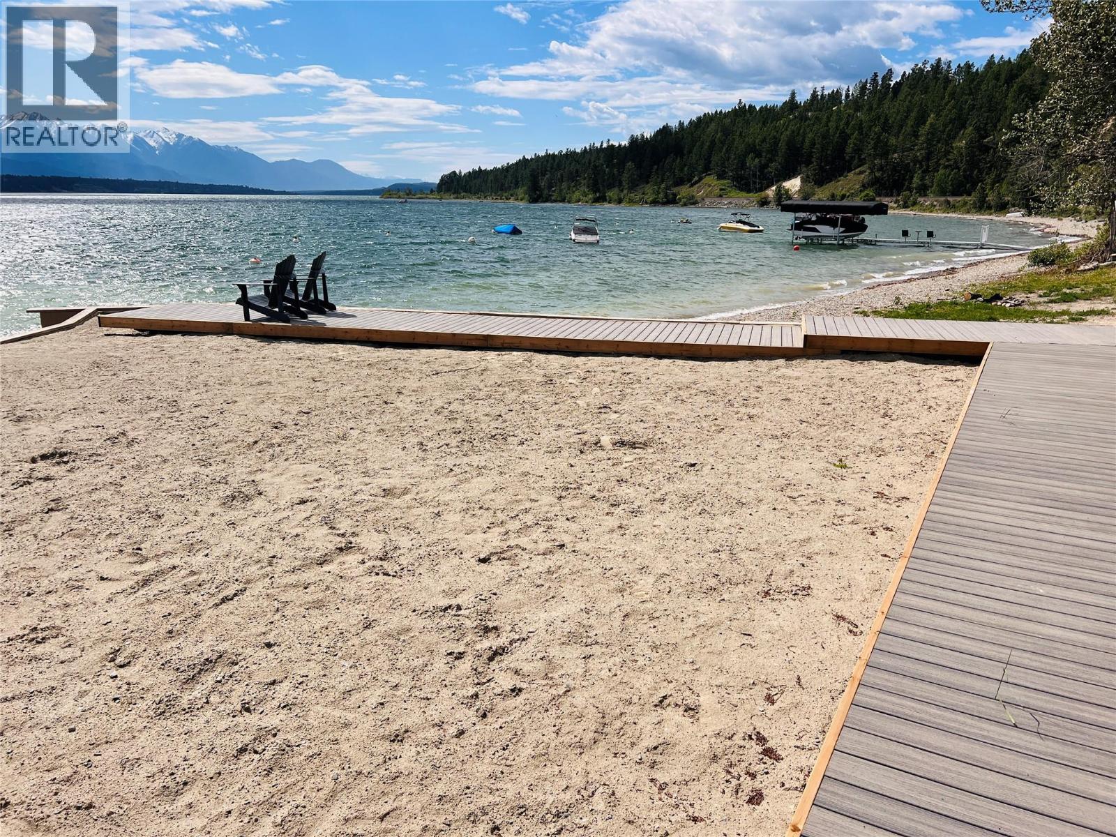 705 Kpokl Road, Invermere