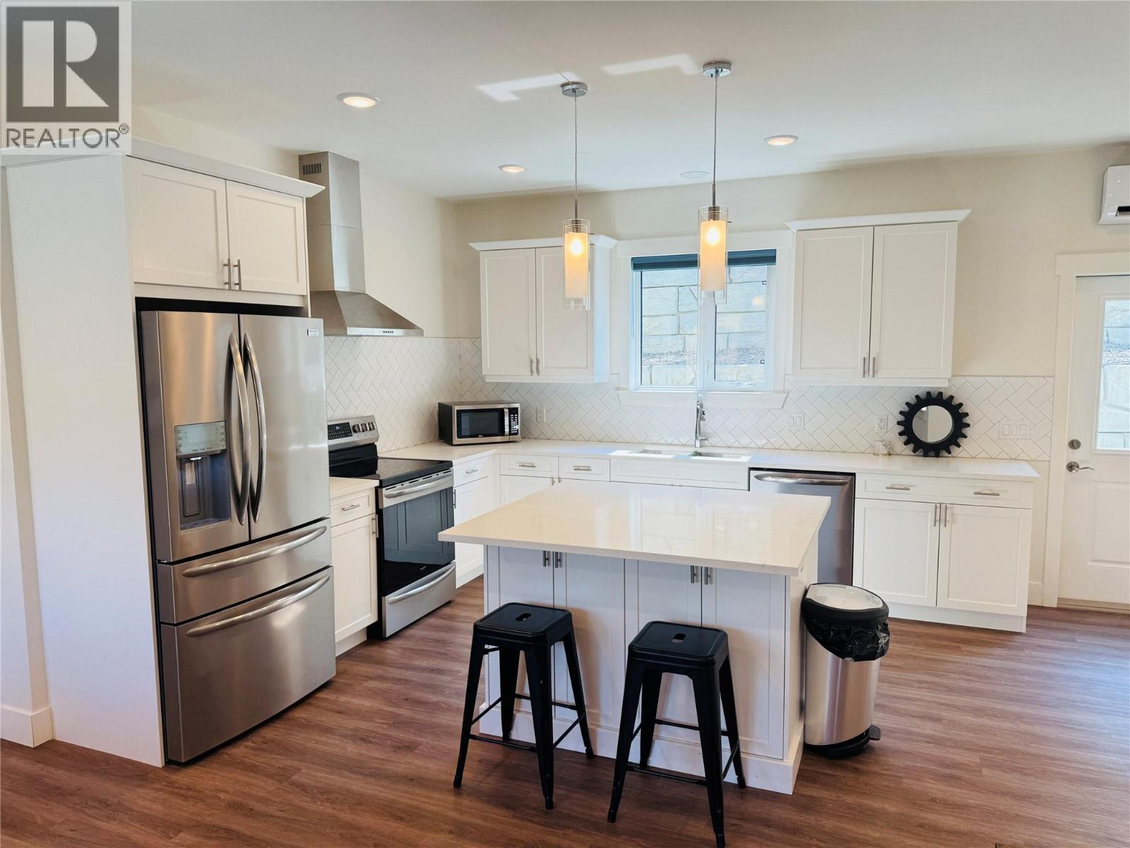 705 Kpokl Road, Invermere