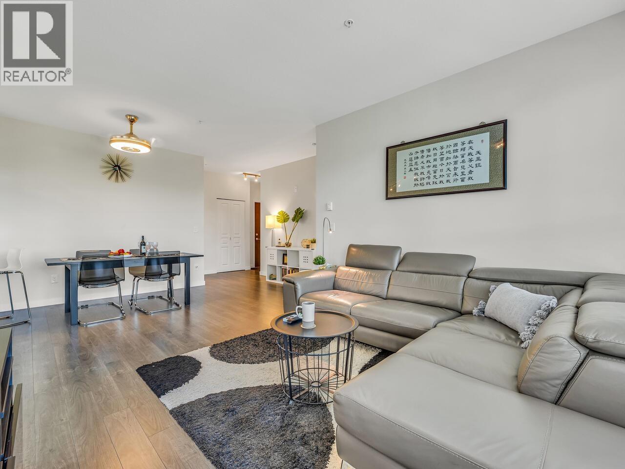 Photo 6 of 408 1151 Windsor Mews, Coquitlam BC