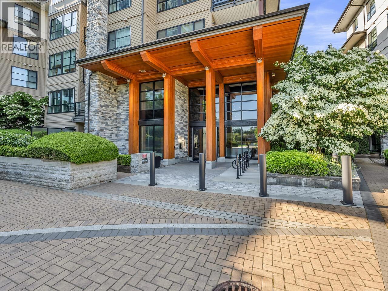 Photo 3 of 408 1151 Windsor Mews, Coquitlam BC
