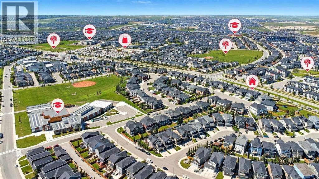Photo 38 of 57 Evansglen Mews Nw, Calgary AB