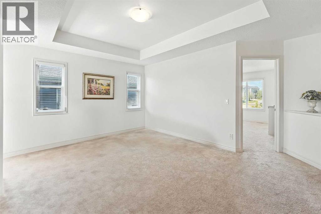 Photo 18 of 57 Evansglen Mews Nw, Calgary AB
