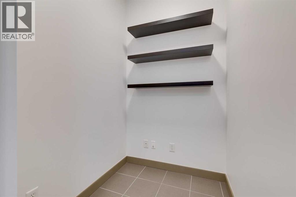 Photo 10 of 210 2420 34 Avenue Sw, Calgary AB