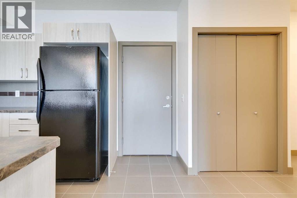 Photo 2 of 210 2420 34 Avenue Sw, Calgary AB