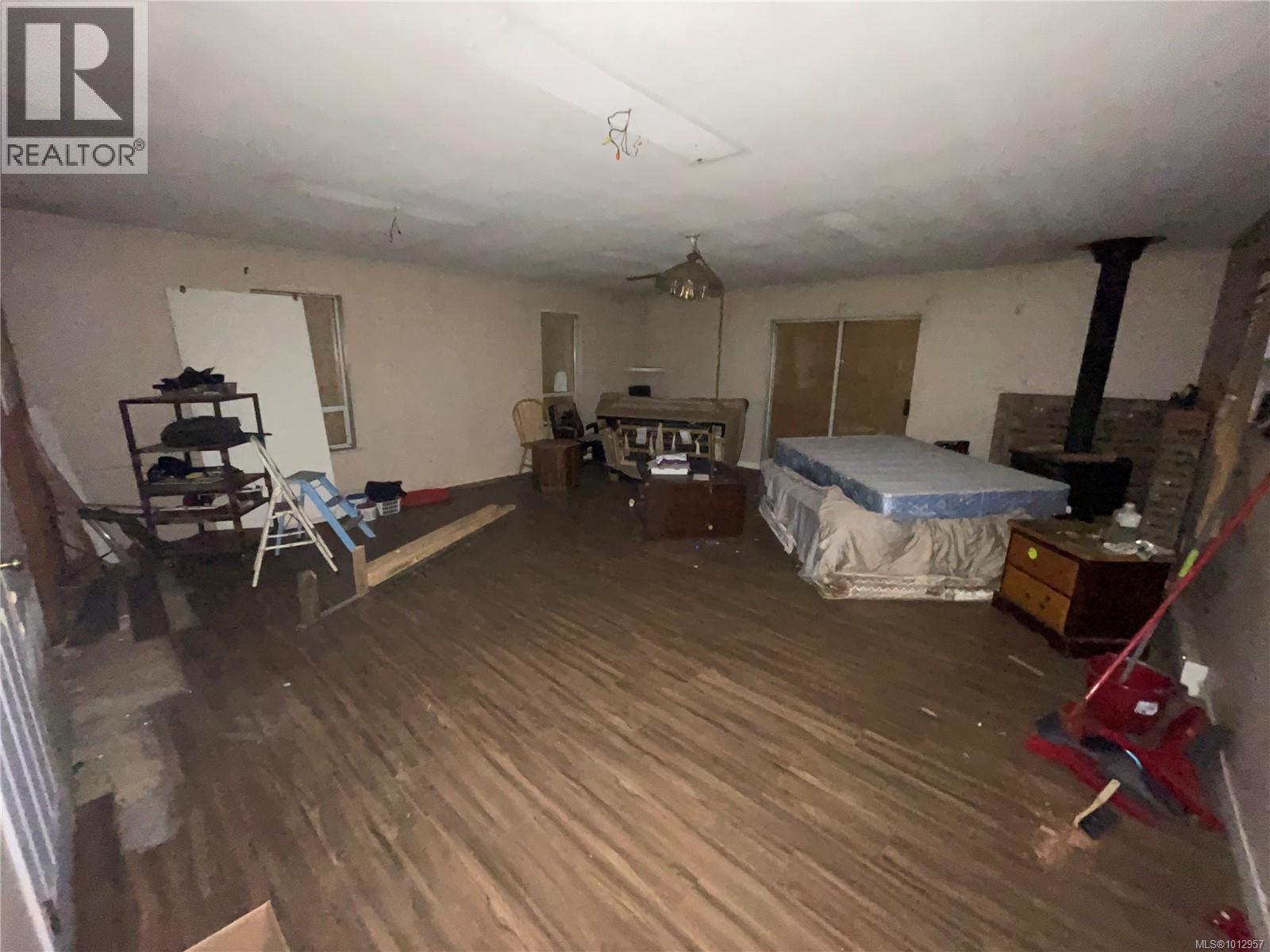 Photo 13 of 4547 Callow Rd, Bowser BC