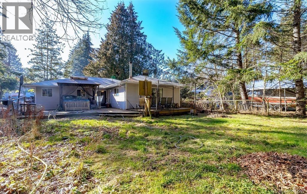 Photo 5 of 4547 Callow Rd, Bowser BC