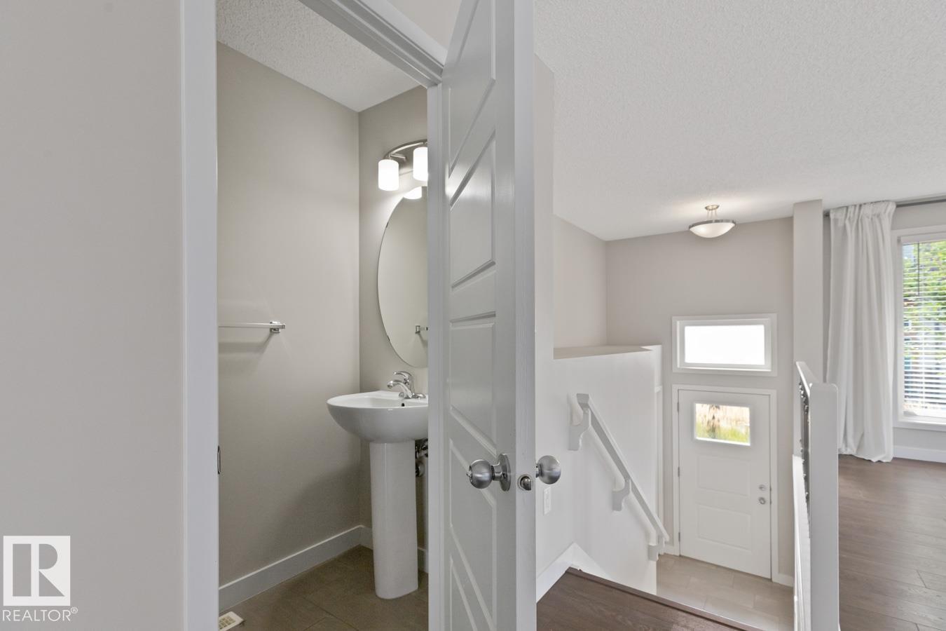 Photo 13 of 70 4470 Prowse Rd Sw, Edmonton AB