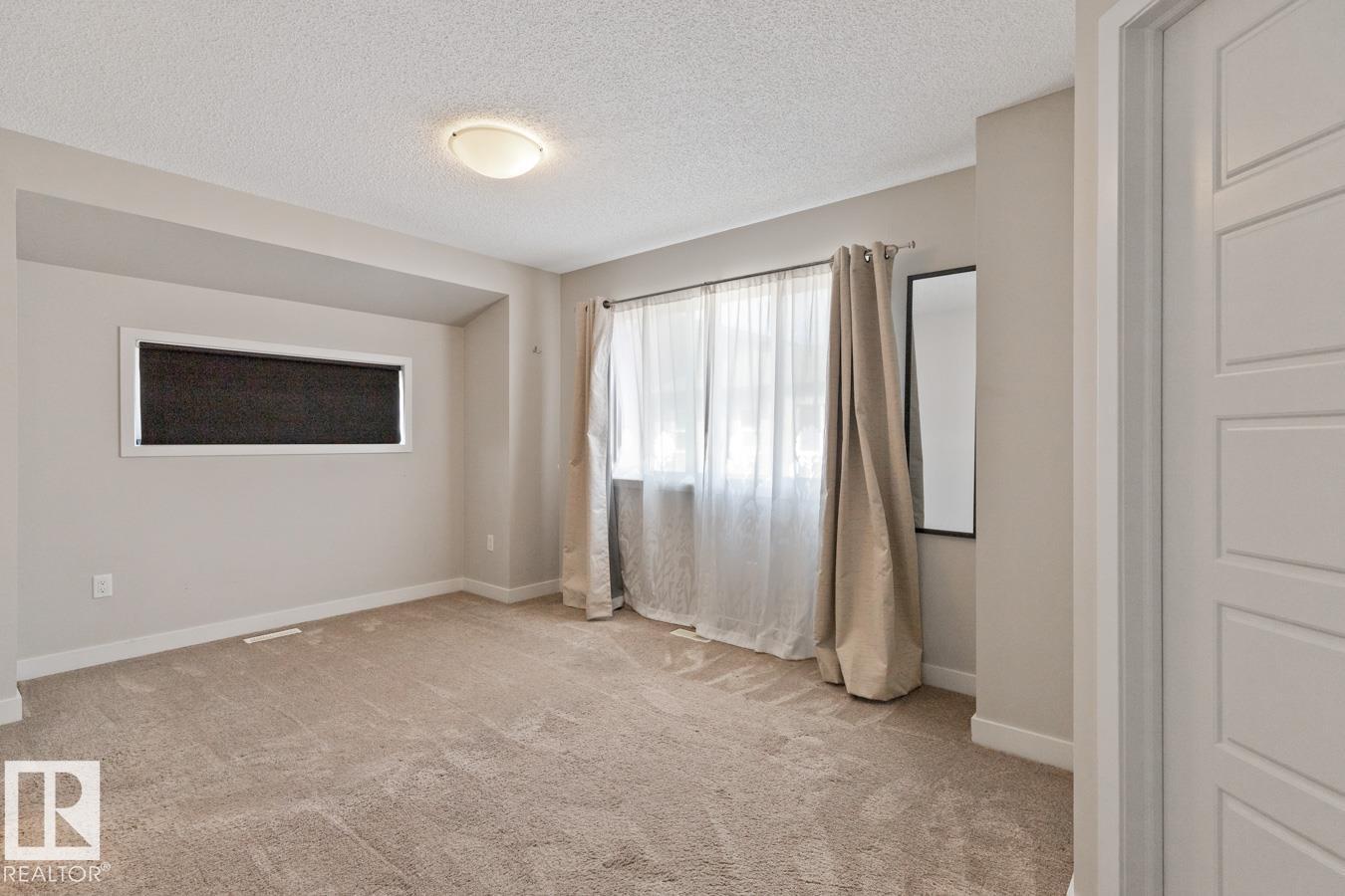 Photo 17 of 70 4470 Prowse Rd Sw, Edmonton AB