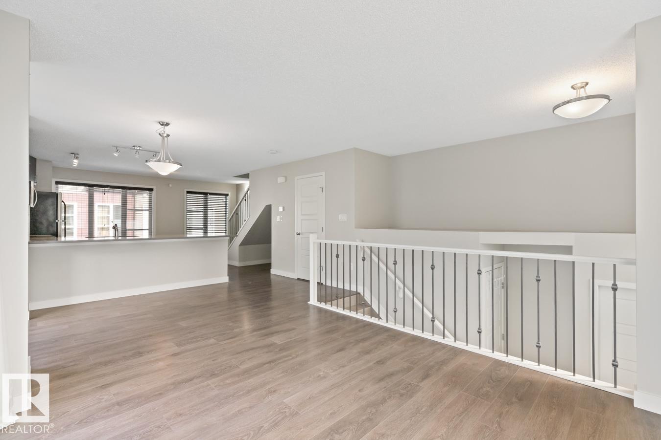 Photo 6 of 70 4470 Prowse Rd Sw, Edmonton AB