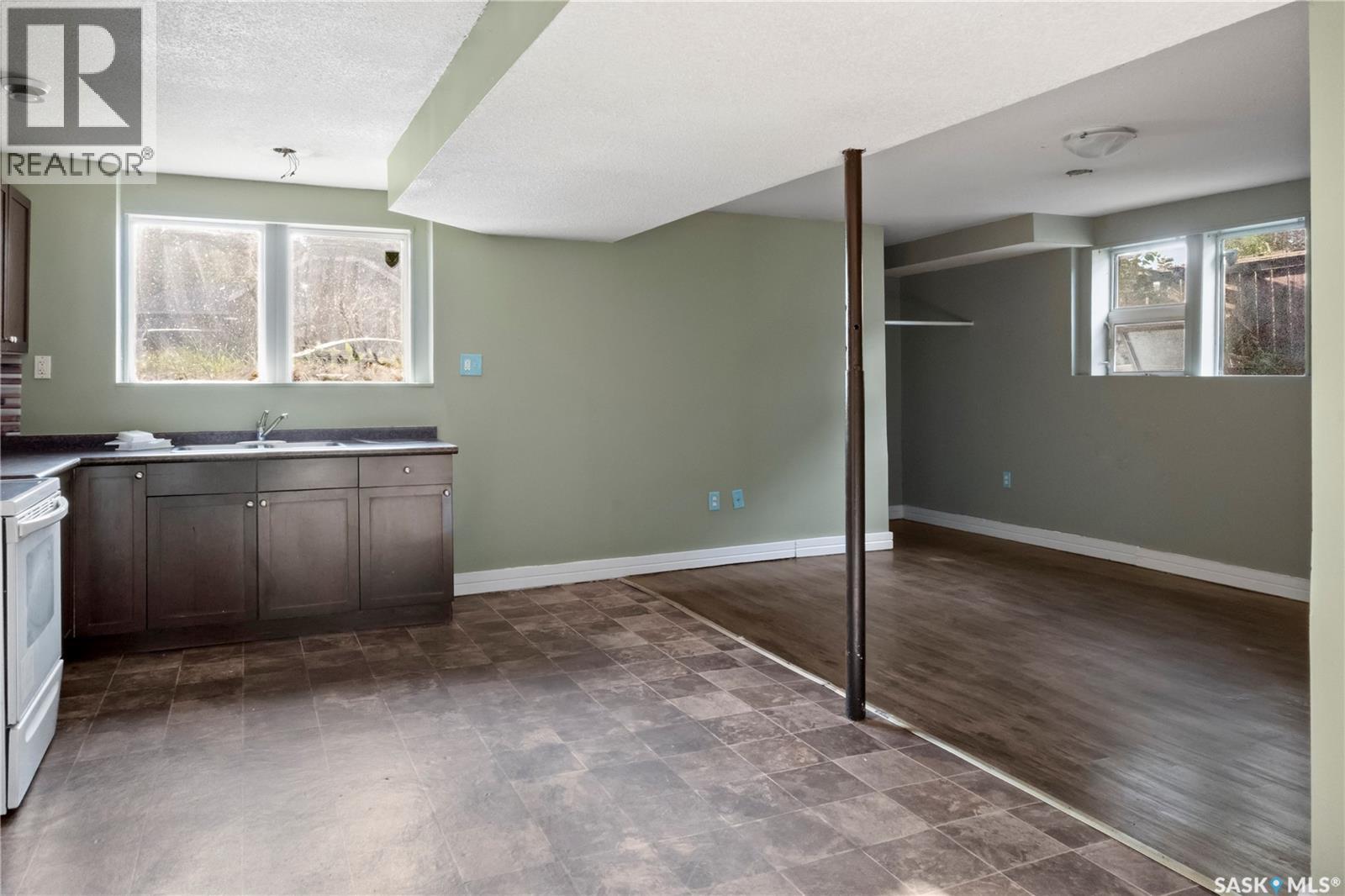 Photo 26 of 1657 Garnet Street, Regina SK