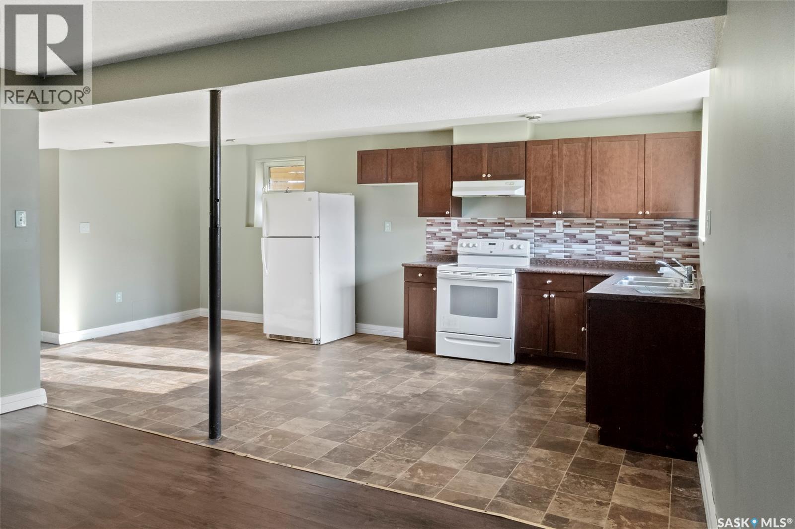 Photo 28 of 1657 Garnet Street, Regina SK