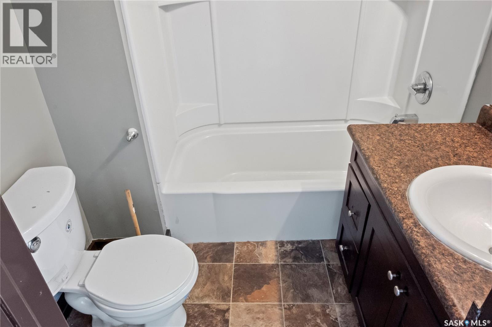 Photo 30 of 1657 Garnet Street, Regina SK