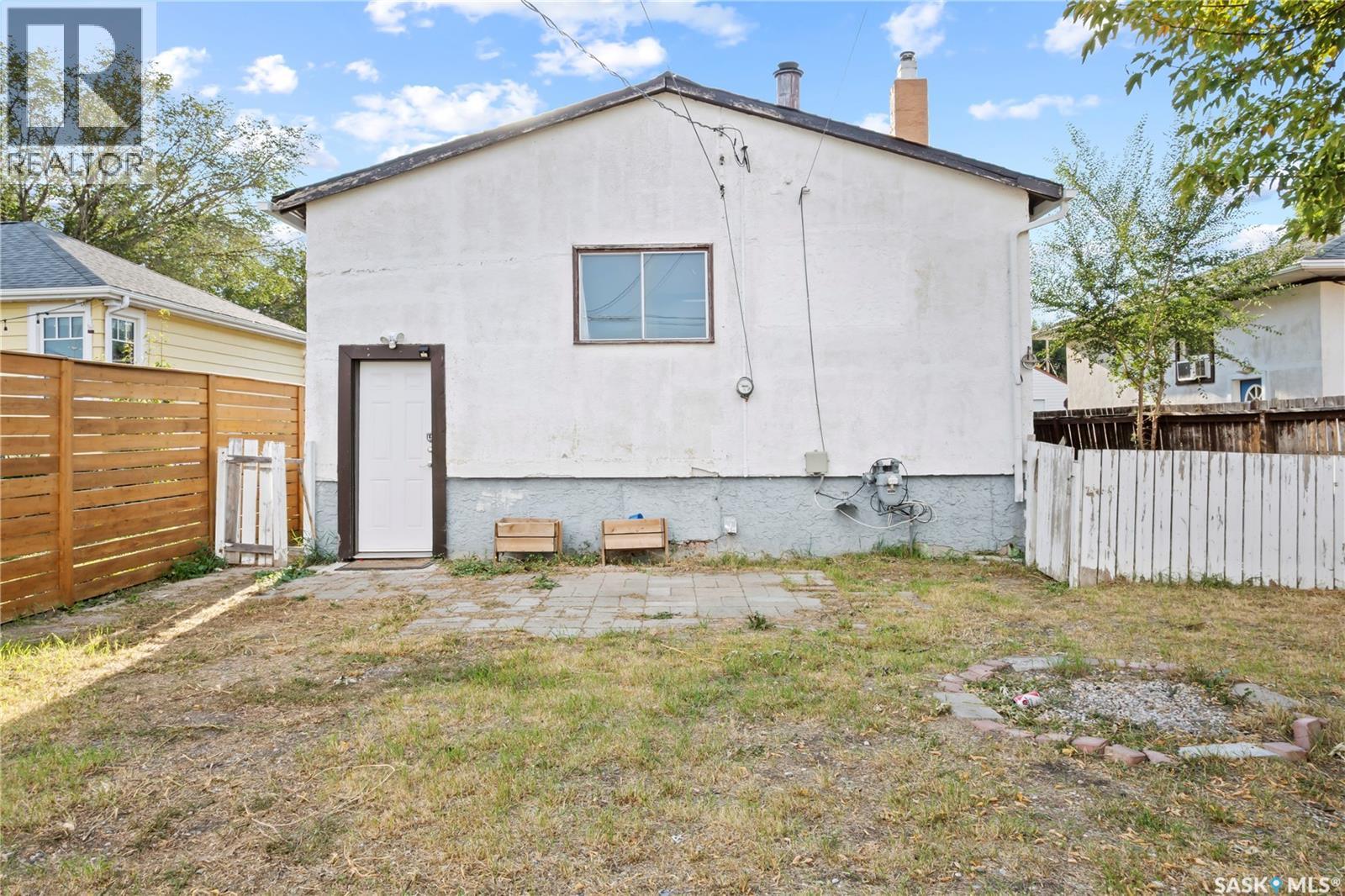 Photo 31 of 1657 Garnet Street, Regina SK