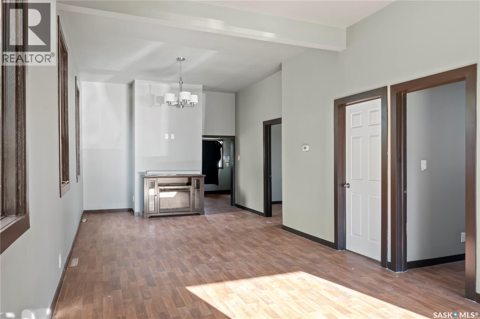 Photo 6 of 1657 Garnet Street, Regina SK