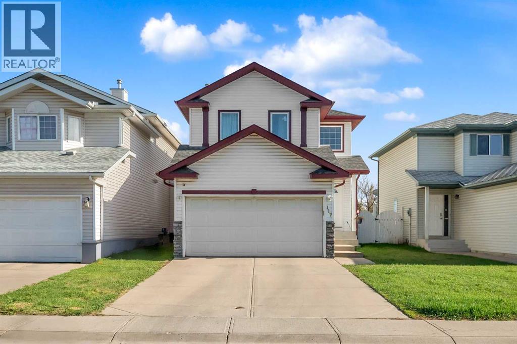 117 Douglas Ridge Circle SE, Calgary, Alberta