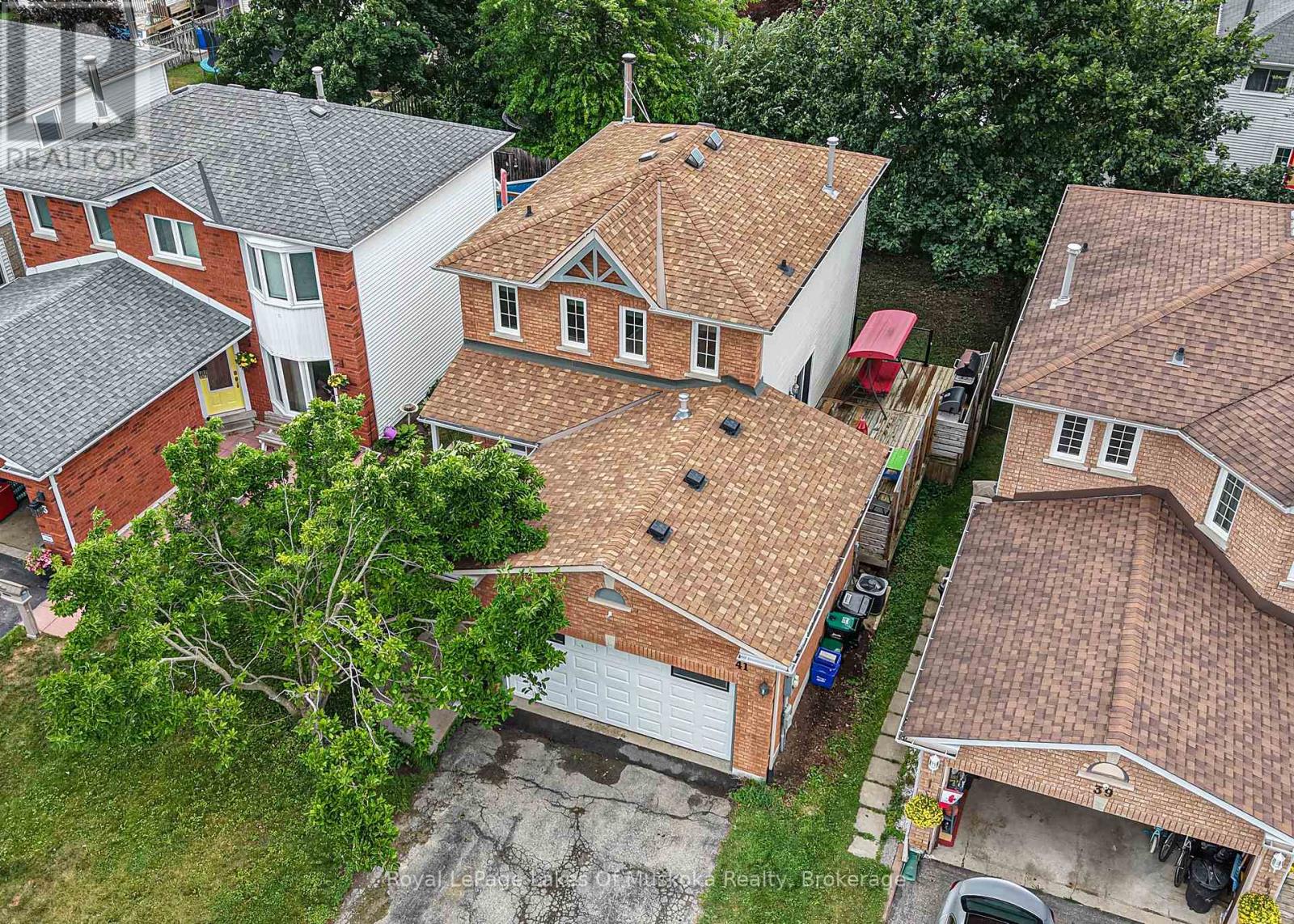 Photo 2 of 41 Penton Drive, Barrie ON