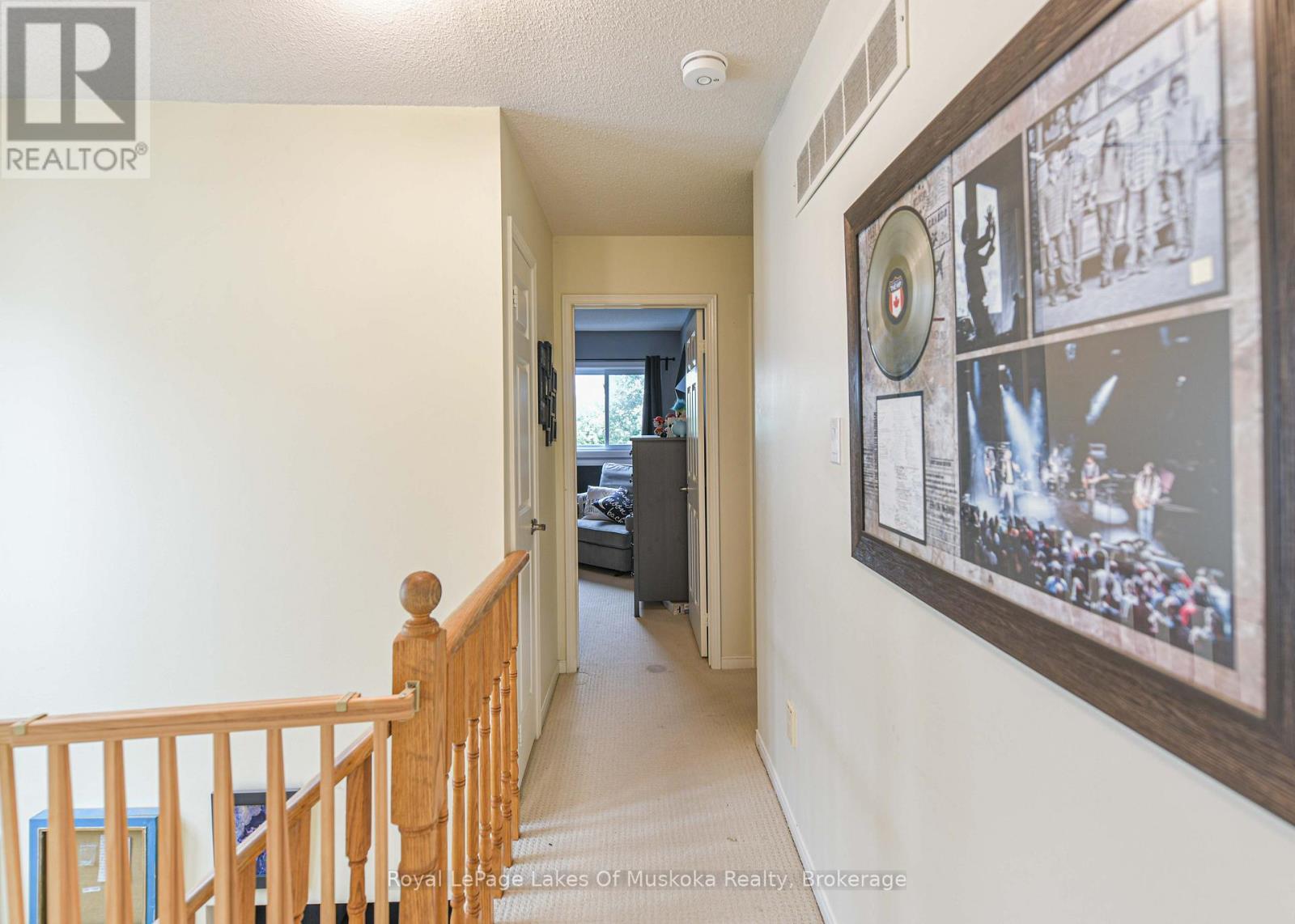 Photo 29 of 41 Penton Drive, Barrie ON