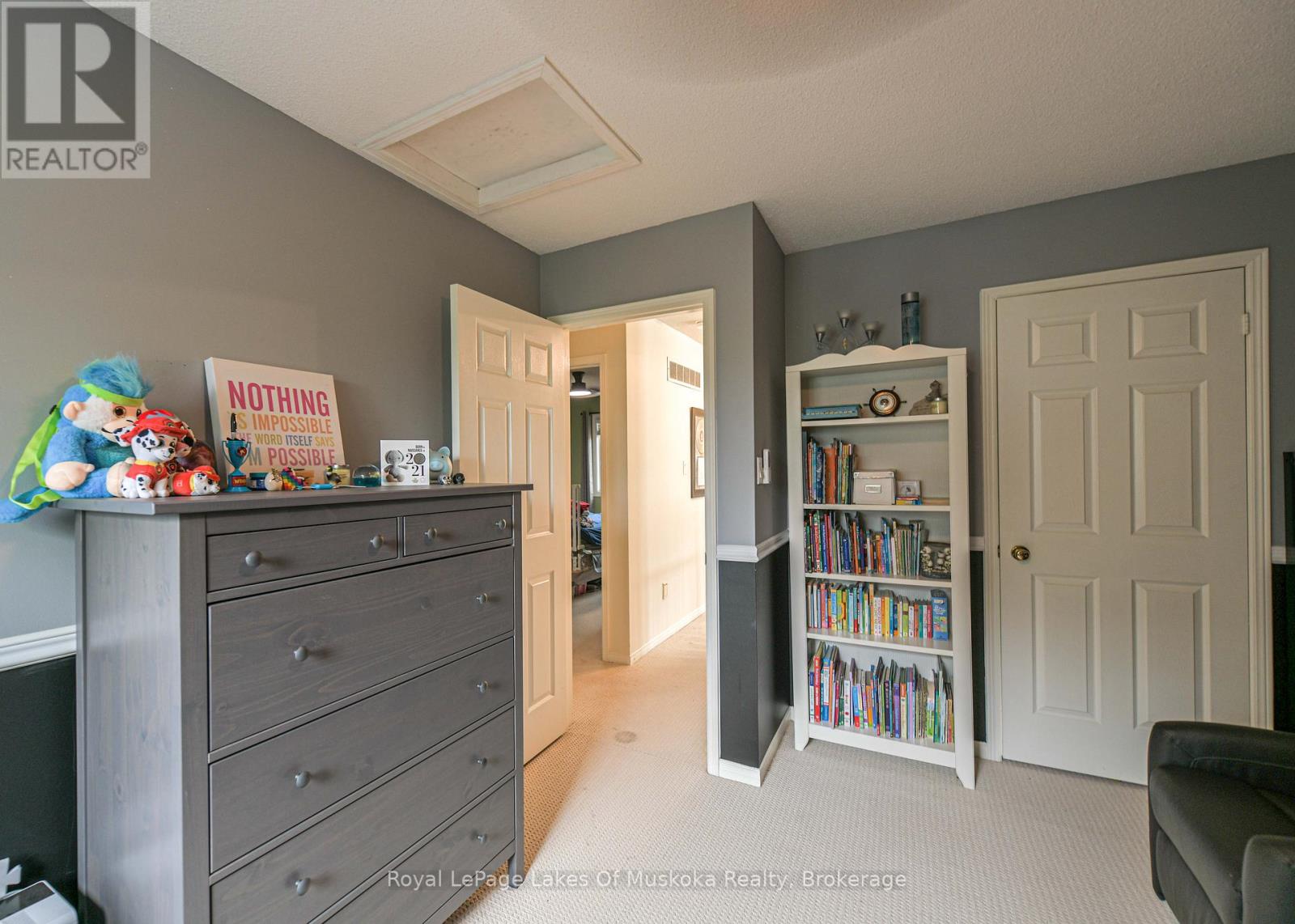 Photo 32 of 41 Penton Drive, Barrie ON