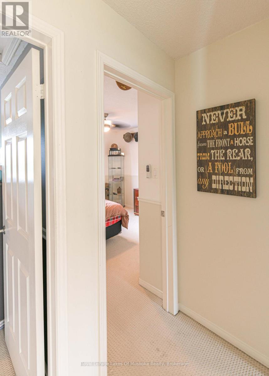 Photo 36 of 41 Penton Drive, Barrie ON