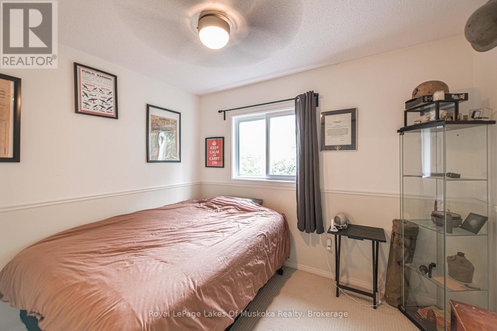 Photo 38 of 41 Penton Drive, Barrie ON