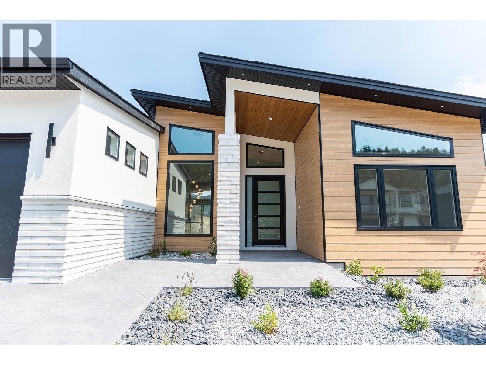 Photo 3 of 845 Melrose Street Lot 31, Kelowna BC