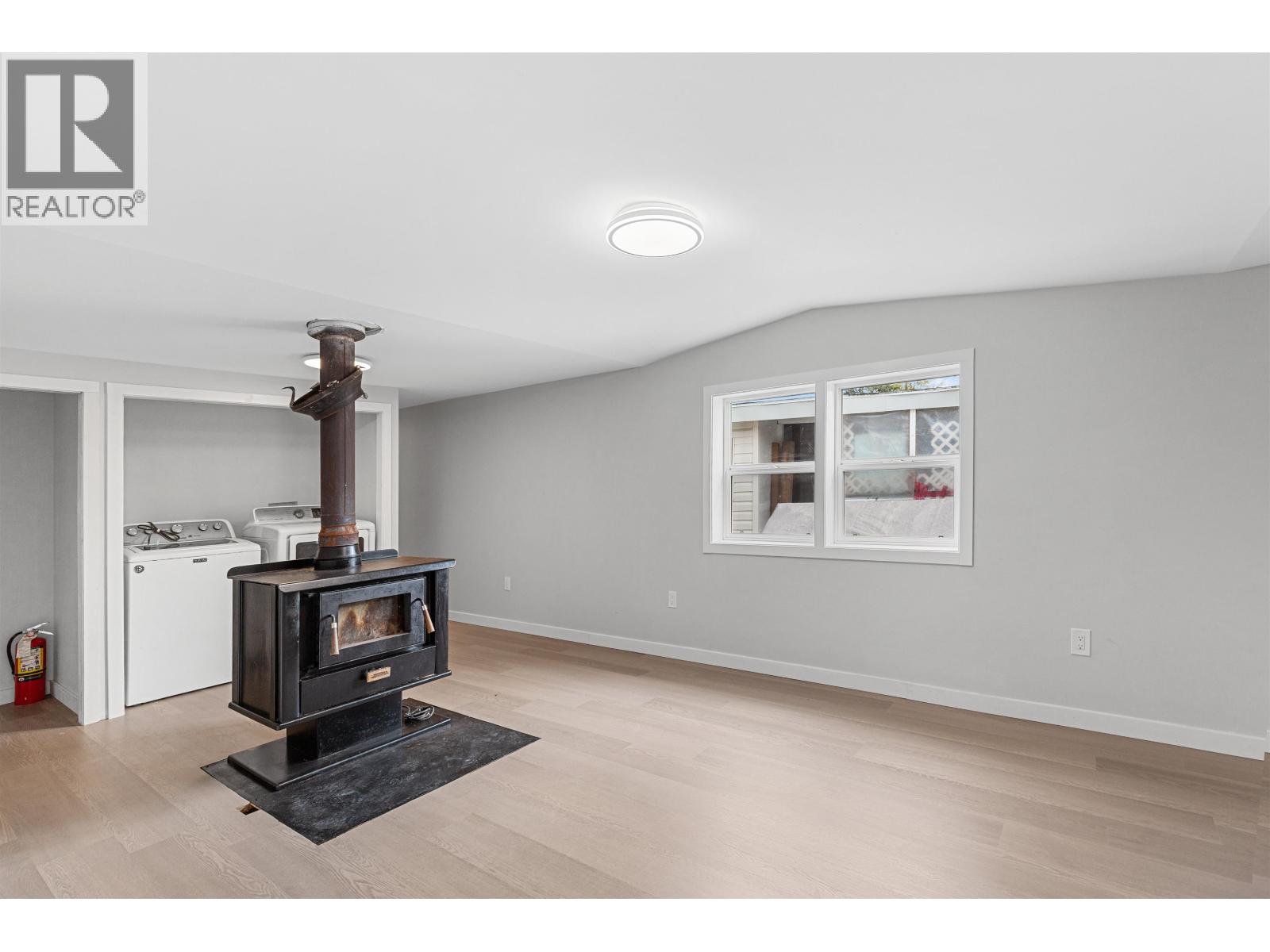 Photo 6 of 68 5125 North Nechako Road, Prince George BC