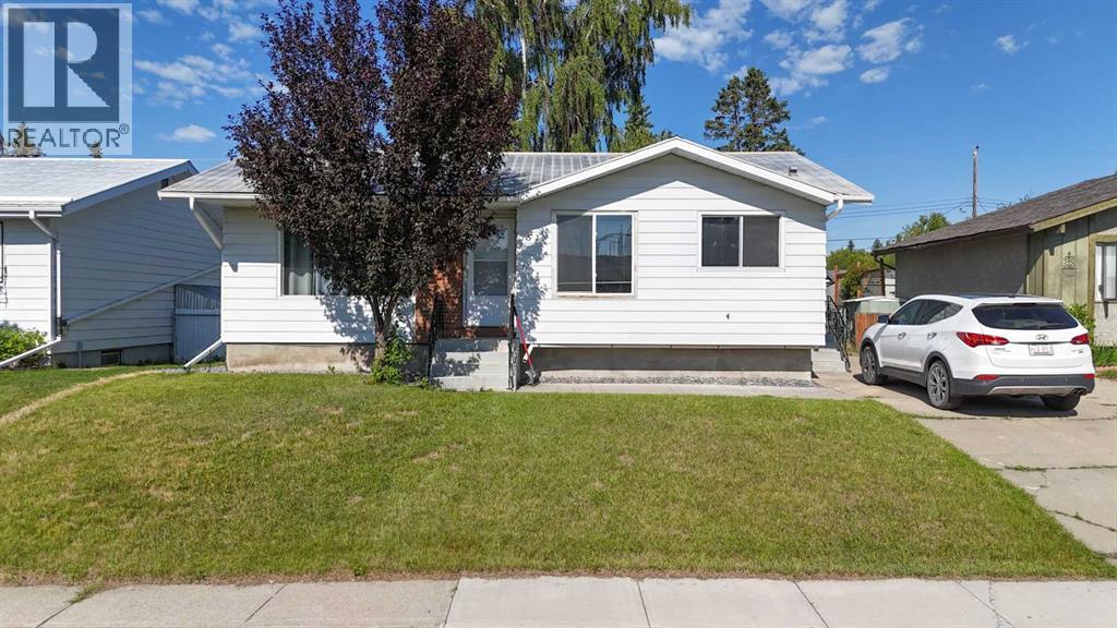 Photo 11 of 5 Windsor Place, Strathmore AB