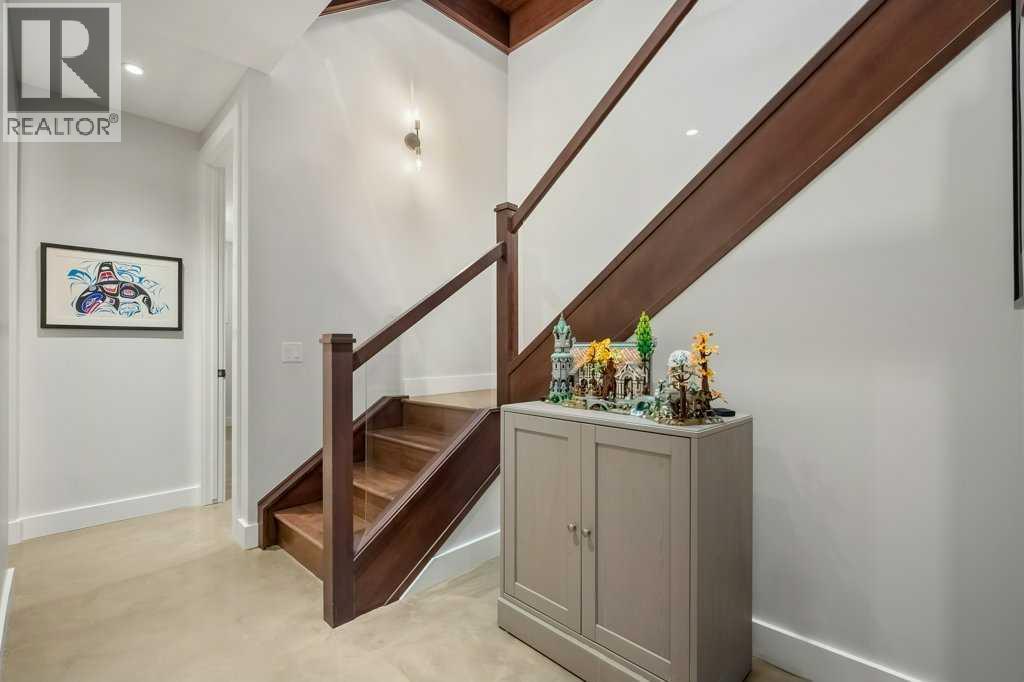 Photo 34 of 2126 27 Avenue Sw, Calgary AB