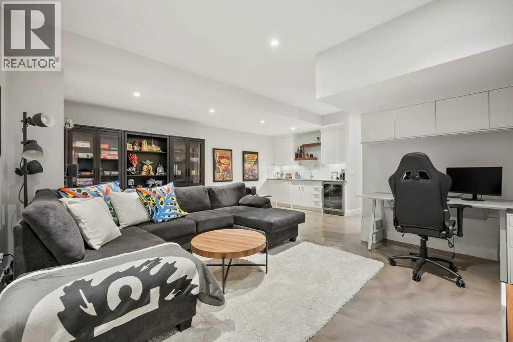 Photo 37 of 2126 27 Avenue Sw, Calgary AB
