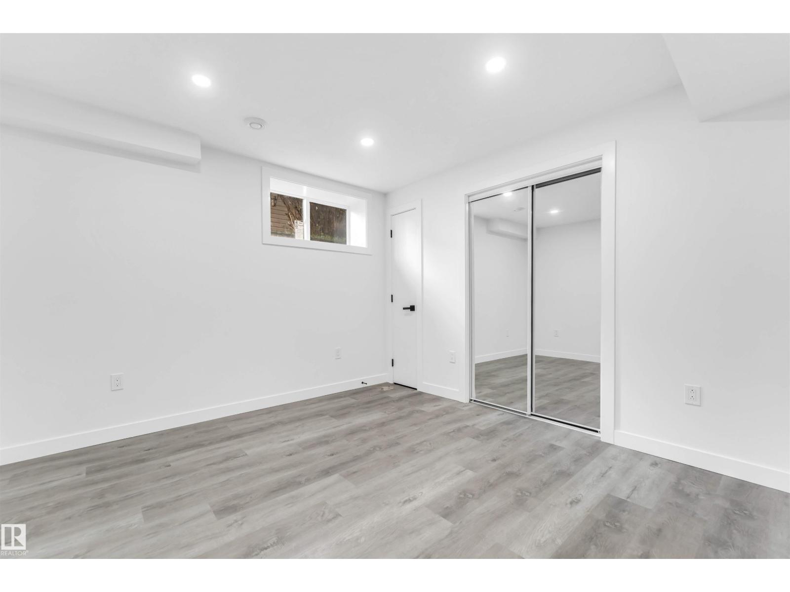 Photo 51 of 13604 139 St Nw, Edmonton AB