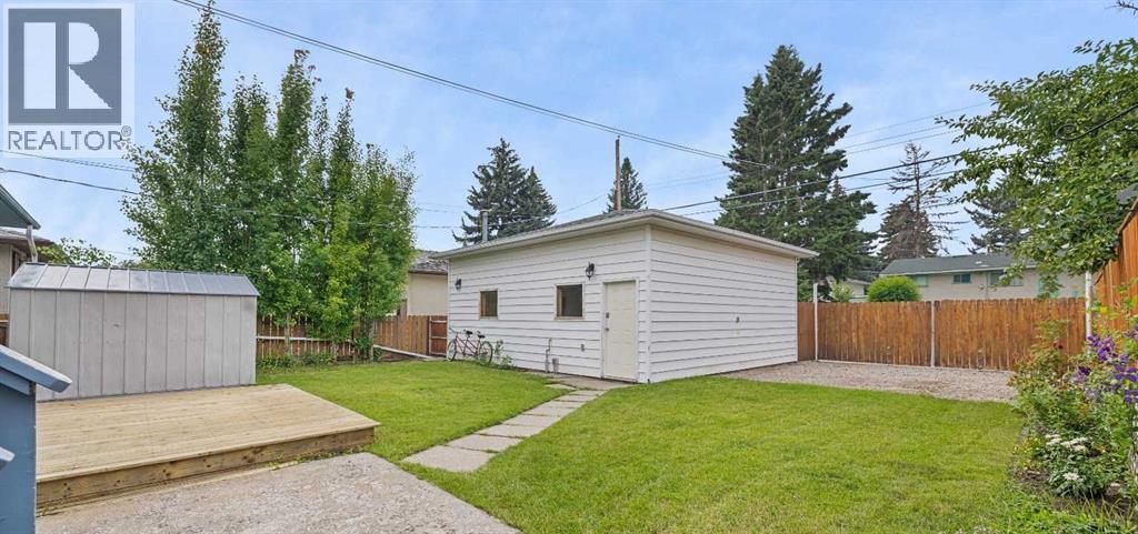 Photo 31 of 8527 Athabasca Street Se, Calgary AB