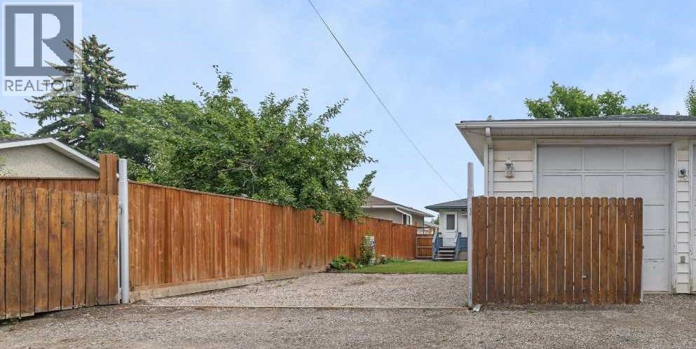 Photo 36 of 8527 Athabasca Street Se, Calgary AB