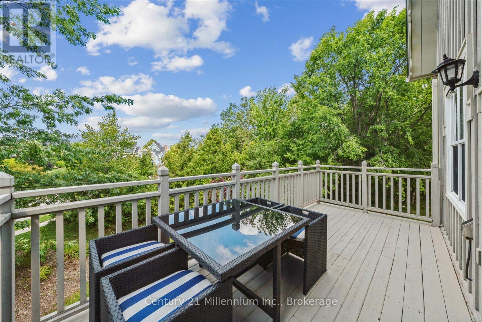 Photo 31 of 219 184 Snowbridge Way, Blue Mountains ON
